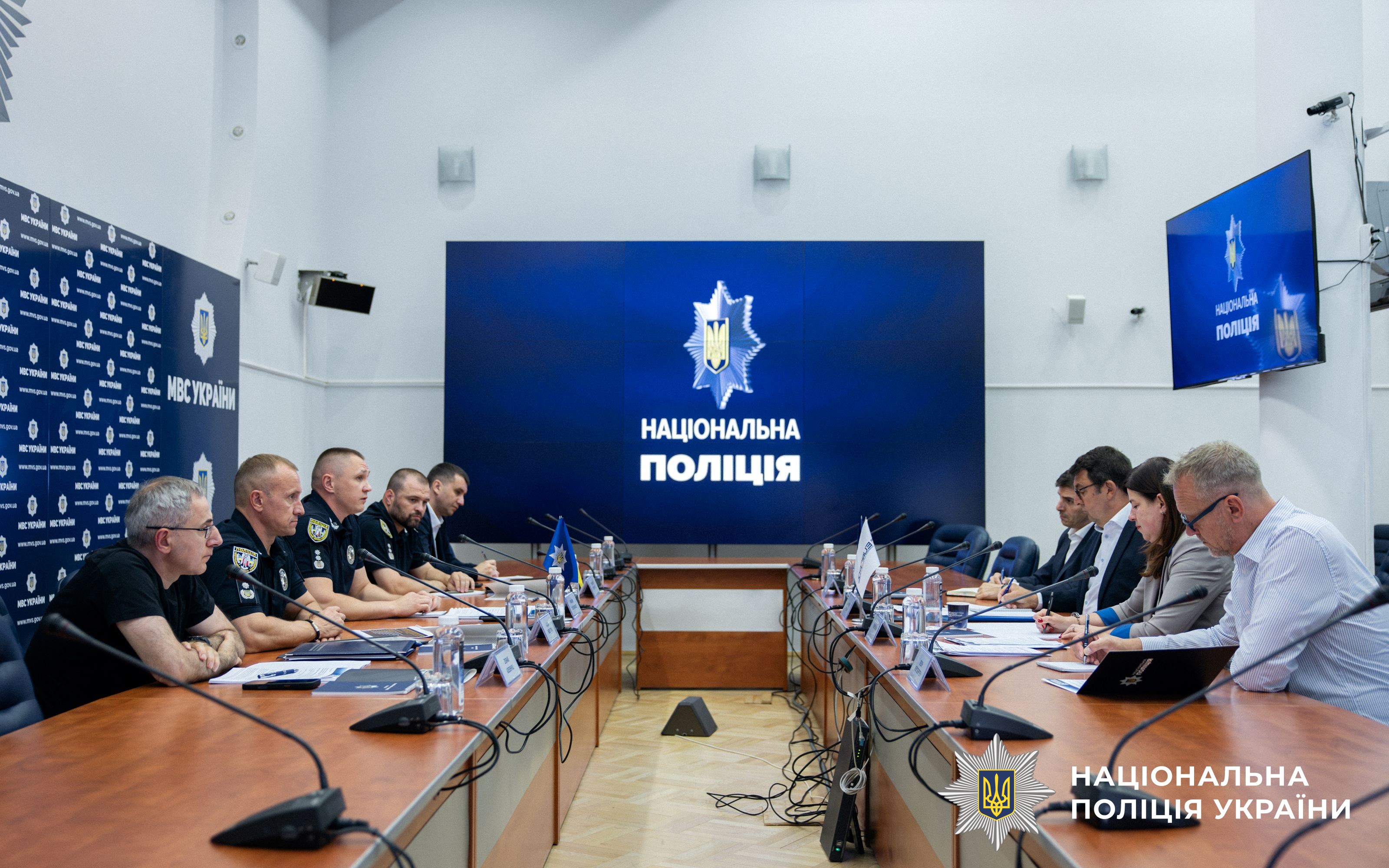  Європол та Національна поліція України посилюють співпрацю у боротьбі з транснаціональною злочинністю та фіксації воєнних злочинів 
