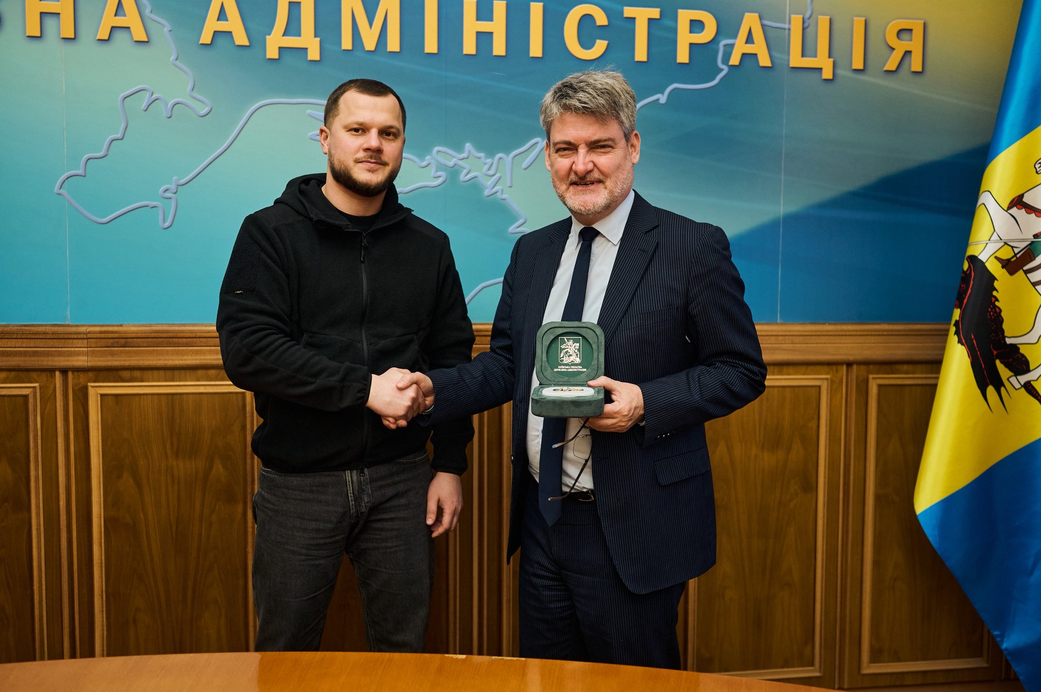  Калашник зустрівся з послом Франції Гаелем Весьєром. 