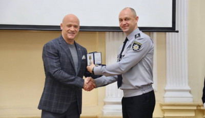 Геннадий Труханов пожелал скорейшей победы над рашизмом и воссоединения всех территорий страны
