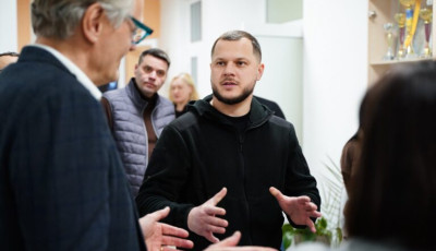 Микола Калашник разом із директором Enabel в Україні Дірком Депре оглянули новозбудоване укриття у Новопетрівському ліцеї