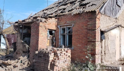 Нікополь. Двоє поранених за останню добу: на місцях обстрілів працюють слідчо-оперативні групи поліції