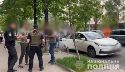 «Київські оперативники затримали організовану групу валютних шахраїв», - начальник управління карного розшуку столичної поліції Сергій Махно