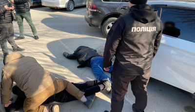 Від 8 000 до 25 500 доларів з особи: поліцейські заблокували нелегальні канали перетину кордону у чотирьох регіонах