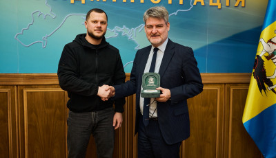 Калашник зустрівся з послом Франції Гаелем Весьєром.