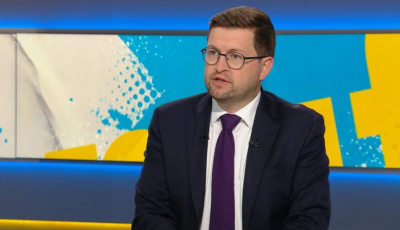 У Польщі депутат PiS закликав депортувати непрацюючих українців призовного віку