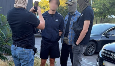 Незаконне переправлення через кордон за $32 тисячі: на Київщині повідомили про підозру групі осіб