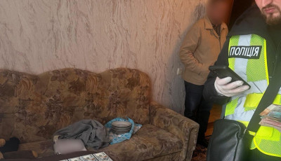 На Вінниччині поліція затримала лікарів, які за гроші надавали групу інвалідності