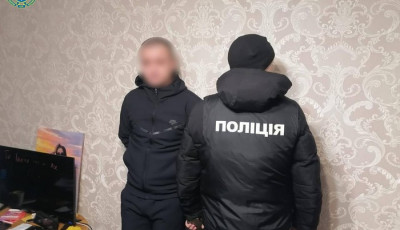 Шахраї видурили у дружини загиблого військовослужбовця ₴592 тис.