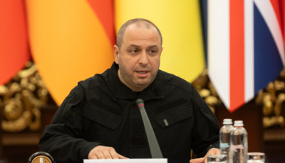 Українські підприємства отримали перші дозволи на експорт озброєння - Умєров