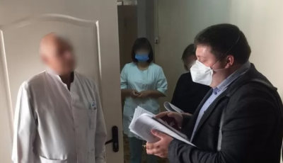 В Киевской области чиновники продавали вакцину от COVID-19, которая полагалась пациентам интерната