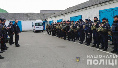 Столичні поліцейські забезпечують правопорядок на деокупованих територіях у Броварському районі Київщини