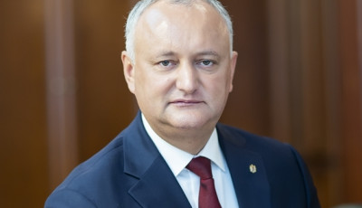 Додон захищає свою поїздку на форум у Петербурзі за участі Путіна