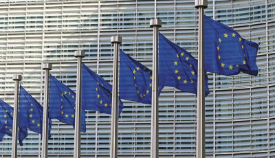 Рішення щодо України визначить майбутнє ЄС. Спільне звернення європейських експолітиків