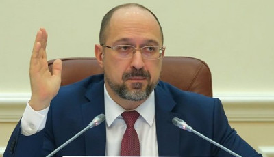 Шмыгаль заявил, что карантин в Украине может частично действовать до сентября